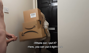 Amazon delivery girl couldn't resist defoliate jerking absent guy.