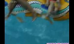 Mai Sakurai and babes are touched elbow pool