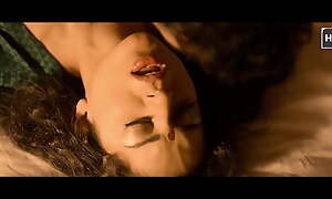 Kangana Ranaut – Hot Kissing Scenes 4K