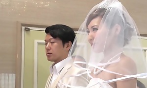 Best Man Takes Strife = 'wife' Near Japanese Wedding 1