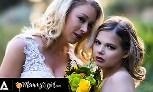 MOMMY'S GIRL - Bridesmaid Katie Morgan Bangs Hard Her Stepdaughter Coco Lovelock Before Her Connubial