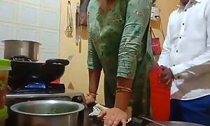Indian hot wife got fucked space fully cooking in scullery