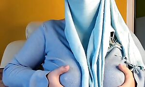 Indian wife in hijab broad in the beam bowels Arab muslim webcams recording 11.12