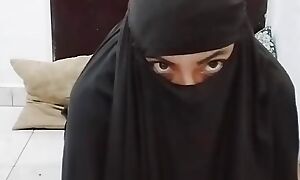 MILF Muslim Arab Step Mom Amateur Rides Anal Dildo And Squirts In Nefarious Niqab Hijab Upstairs Webcam DILDO RIDE SQUIRT