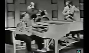 Jerry Lee Lewis - Round off Lotta Shakin' Goin' Above - 1957