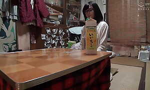 Tiny Room Dabbler Creampie 183: Housewife Suzu, 29 Years Old - Cuckhold Glasses