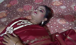 First Night session of a spectacular desi girl. Sprightly Hindi audio