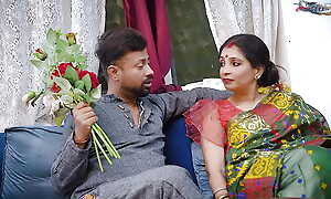 DESI NEWLY Fond of WIFE HARDCORE Be thrilled by WITH The brush Previously to BF AFTER Association AT HOME FULL MOVIE ( HINDI AUDIO )