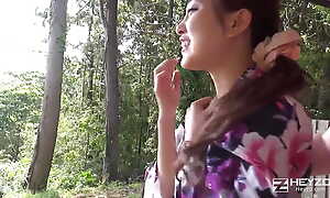 Maki Horiguchi :: Summer Nude: Yukata Dating - CARIBBEANCOM