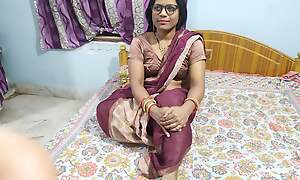 Indian Kolkata Get hitched Sushmita Sex in Doggy n Cowgirl Hunt for on Saree then Creampie in her Hot Pussy roughly Mr Mishra on Xhamster