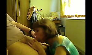 Hawt mom giving oral-sex to the brush young neighbor